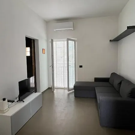 Casetta Ai Lavatoi Apartment *